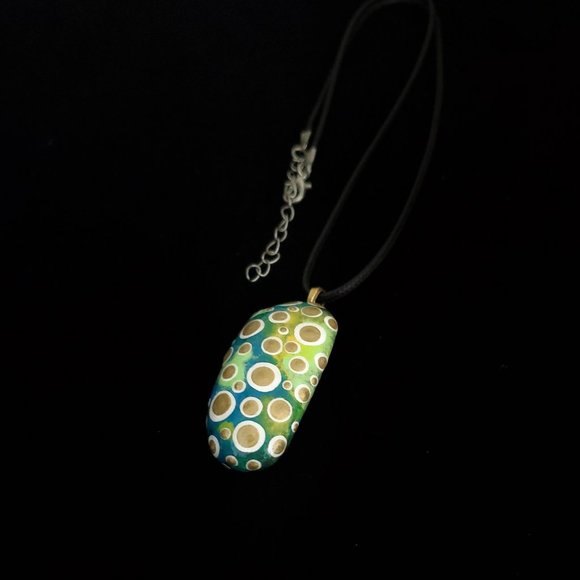 Handpainted Dot Art Pendant, Tahiti Green, Mod, Modern Art Jewelry - Picture 5 of 10